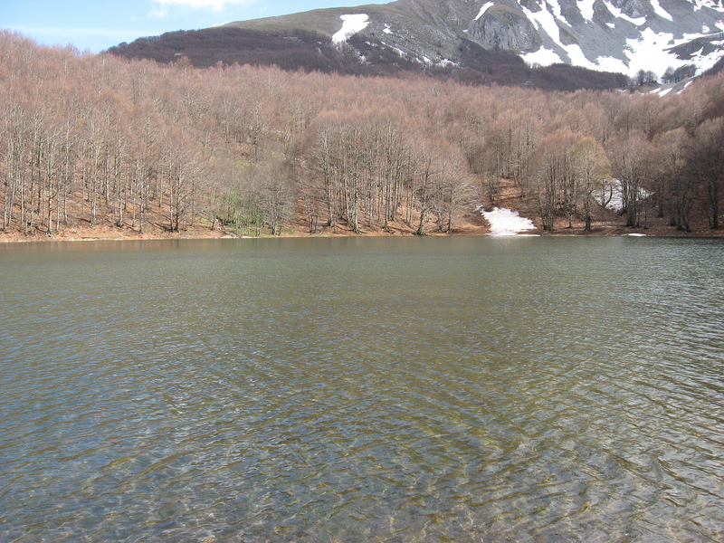 File:Lago Laudemio 2.png