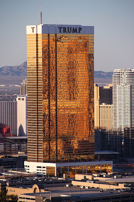 Fail:Las-Vegas-Trump-Hotel-8480.jpg