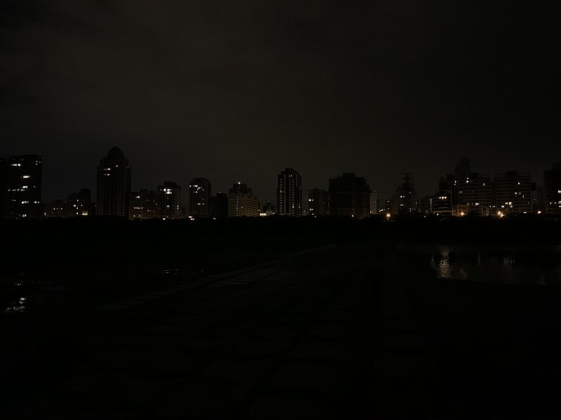 File:Late Night Cityscape of Zhubei from South Bank of Touqian River 04.jpg