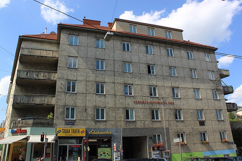 File:Leopold-Schwarz-Hof Kopalgasse 1.jpg