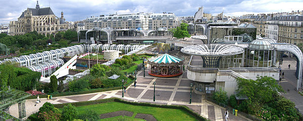 The modernist first incarnation of Forum des Halles, in 2007