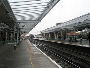 Looking westwards from Worthing Station - geograph.org.uk - 1713673.jpg
