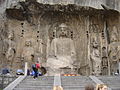 Budda e bodhisattva monumentali delle grotte di Longmen, VIII secolo.