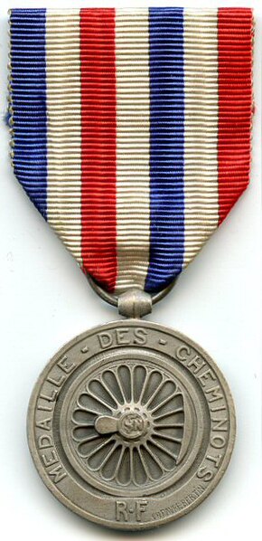 File:MÉDAILLE D’HONNEUR DES CHEMINS DE FER 1939 - 1953 grade argent.jpg