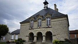 Het stadhuis in Saint-Hilaire-le-Grand