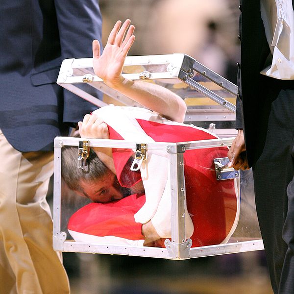 File:Man in a box.jpg