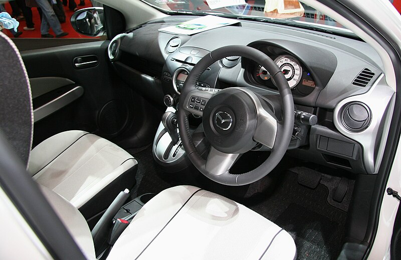 File:Mazda Demio DE interior.jpg