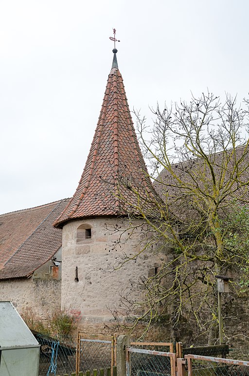 Merkendorf, Stadtmauer, Mauerturm, Adlerstraße 4, 001