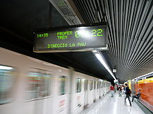 LED information display at Joanic station on the Barcelona Metro. The LED displays count down to the last second the time needed for a train to arrive at a station. Metrojoanicl4.jpg