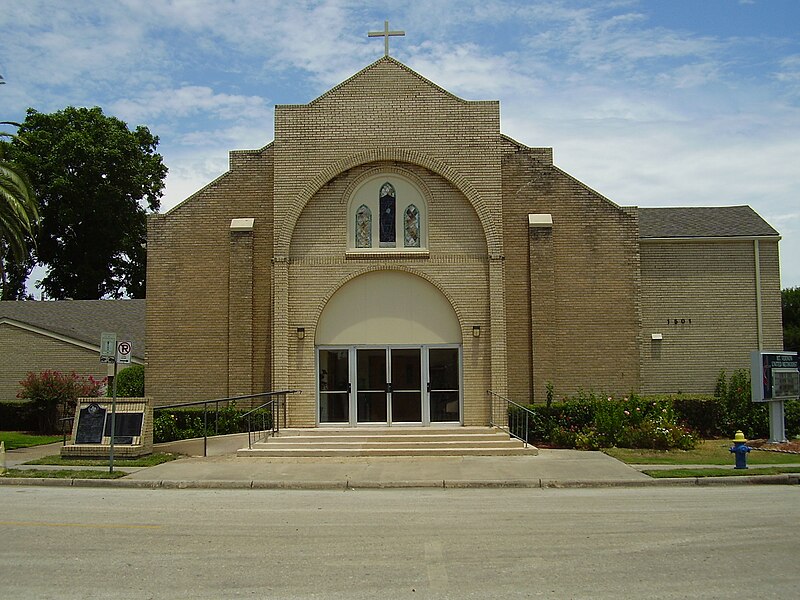 File:MountVernonChurchHoustonTX.JPG