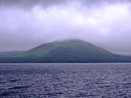 Гора Гарат и озеро Летас.jpg