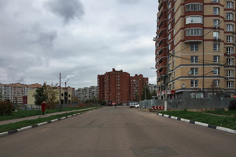 File:Mytishchi. Blagoveshchenskaya Street 9 (31603388452).jpg