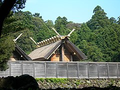 Katsuogi (poles perpendicular to the roof ridge) at Ise Shrine