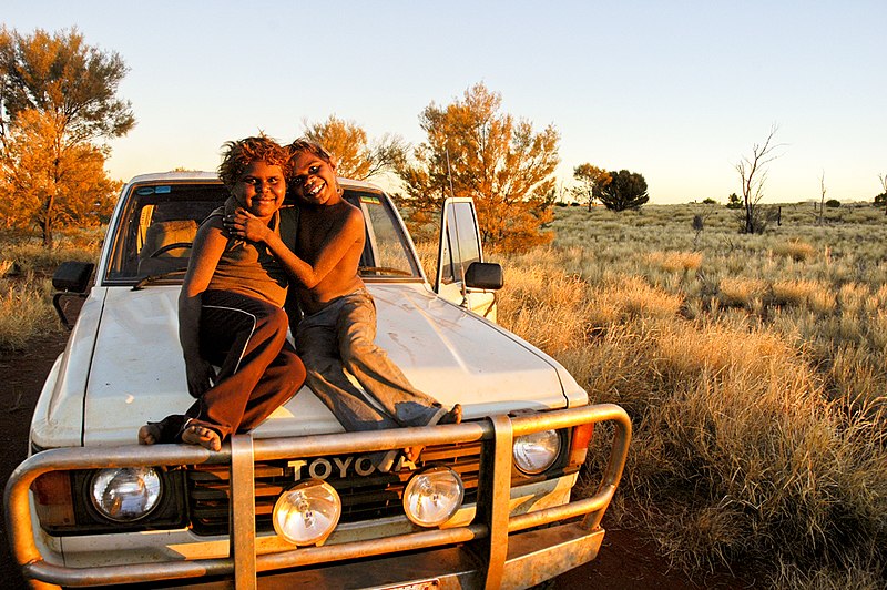 File:Ngaanyatjarra kids.jpg