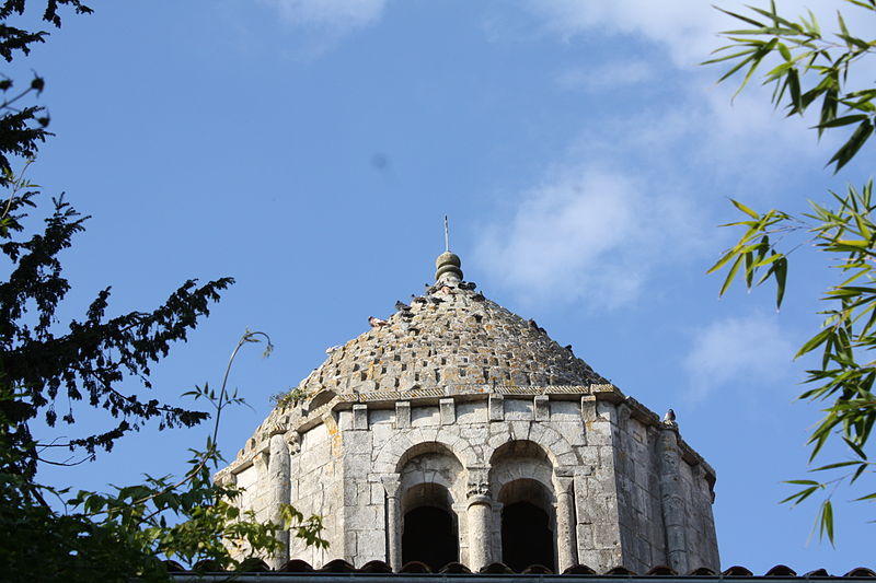 File:Nieul-le-Virouil -17- le clocher de l'Eglise Saint-Séverin photo n°86.JPG