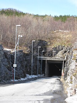 Novik-tunnel-2010-05-07.jpg