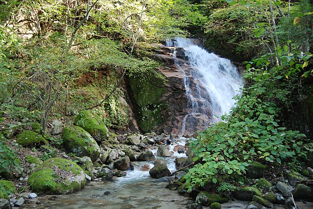 Odaki waterfall west of Tsumago-juku