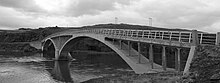 Old bridge di atas sungai Hvítá di Borgarfjörður 0711-2.jpg