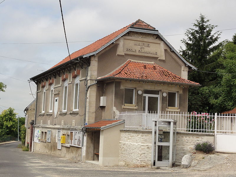 File:Pargnan (Aisne) mairie-école.JPG