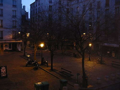 Paris (France), Place Sainte-Catherine by night