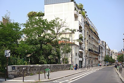 Comment aller à Rue Friant en transport en commun - A propos de cet endroit