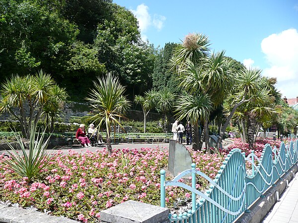 Image: Penarth Italian garden 1