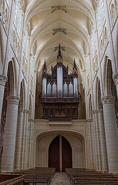 Pipe organ in Cathédrale Saint-Étienne, Châlons-en-Champagne, France