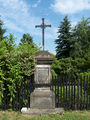 Čeština: Křížek u č.p. 114 ve vesnici Prácheň, okrese Česká Lípa English: Cross at house No 114 in the village of Prácheň, Česká Lípa District, Czech Republic