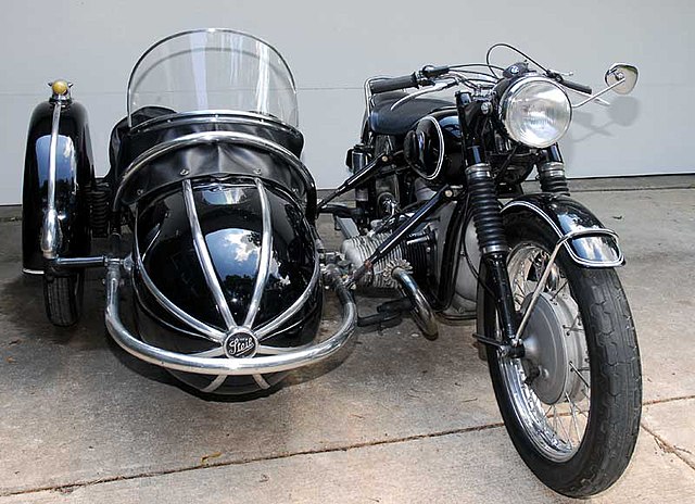 Motocykl Z Bocznym Wózkiem – Wikipedia, Wolna Encyklopedia