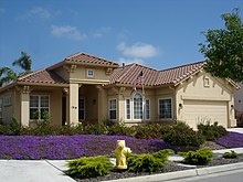 220px-Ranch_style_home_in_Salinas,_Calif