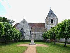 Église Saint-Georges et monument aux morts.