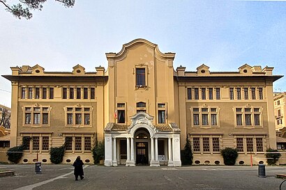 Come arrivare a Liceo Ginnasio Statale Terenzio Mamiani con i mezzi pubblici - Informazioni sul luogo