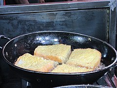 Roti tenong goreng