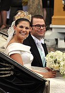 Royal Wedding Stockholm 2010-Slottsbacken-07 edit.jpg