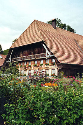 Buruehuus im Ortsteil Zollbrügg