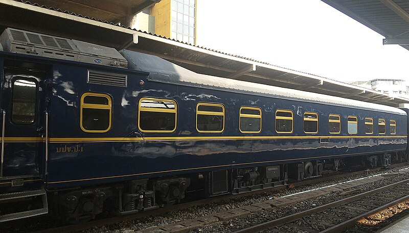 File:SRT Passenger car A.C.C.1 at Bangkok Railway Station.jpg