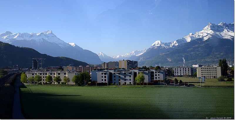 File:Schweiz Unterwegs 211DSC 0067 (48460979711).jpg