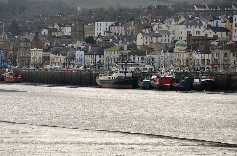 File:Ships at Bideford.jpg