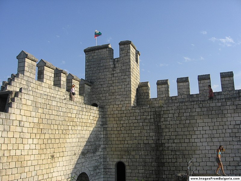 صورة:Shumen-fortress-imagesfrombulgaria.JPG