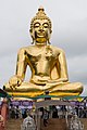 Buddhastatue i Sop Ruak, ved møtepunktet for tre land ved Mekong.