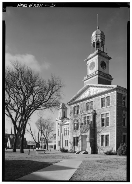 File:South (front) elevation, perspective view - University of South Dakota, University Hall, Clark Street, Vermillion, Clay County, SD HABS SD,14-VERM,3-5.tif