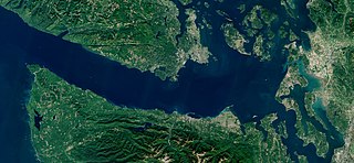 <span class="mw-page-title-main">Strait of Juan de Fuca</span> Strait between Vancouver Island and the Olympic Peninsula