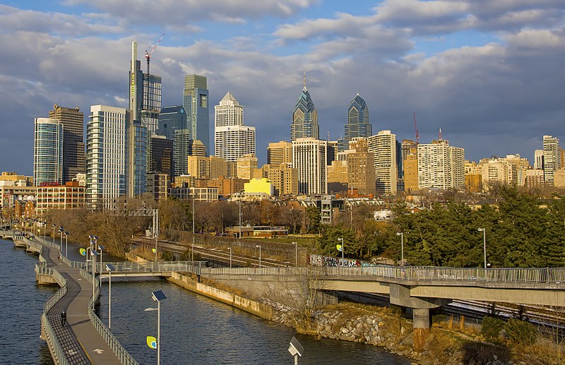 File:The Philadelphia Skyline at Dusk.jpg