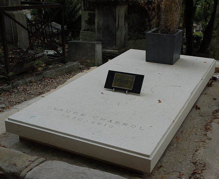 File:Tombe de Claude Chabrol.jpg