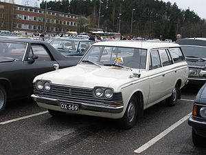 Toyota Crown estate Lahti.JPG