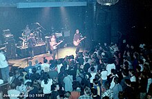 Travis, 1997 performing live