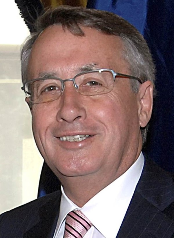 Image: Treasurer Wayne Swan, 2009, crop