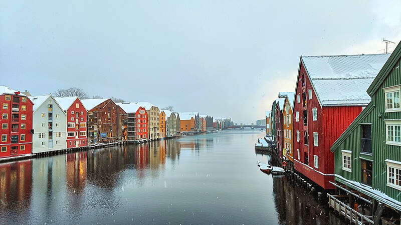 File:Trondheim historic wharves, warehouses and boathouses.jpg