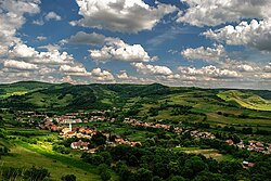 Valea Lunga Panorama.jpg