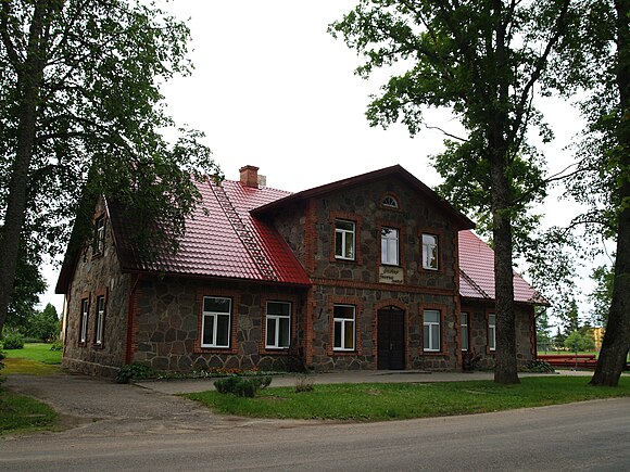 Волости латвии. Айнажи Латвия. Латышская деревня. Деревни Латвии фото.